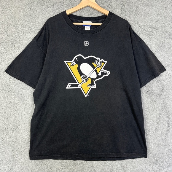 Pittsburgh Graphic T-Shirt 3 Piece Bundle Size Medium and Large - Picture 9 of 15